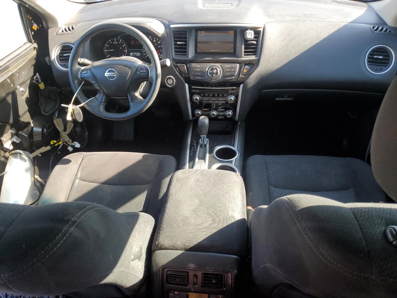 2015 Nissan Pathfinder S VIN: 5N1AR2MN5FC723812 Lot: 50119845