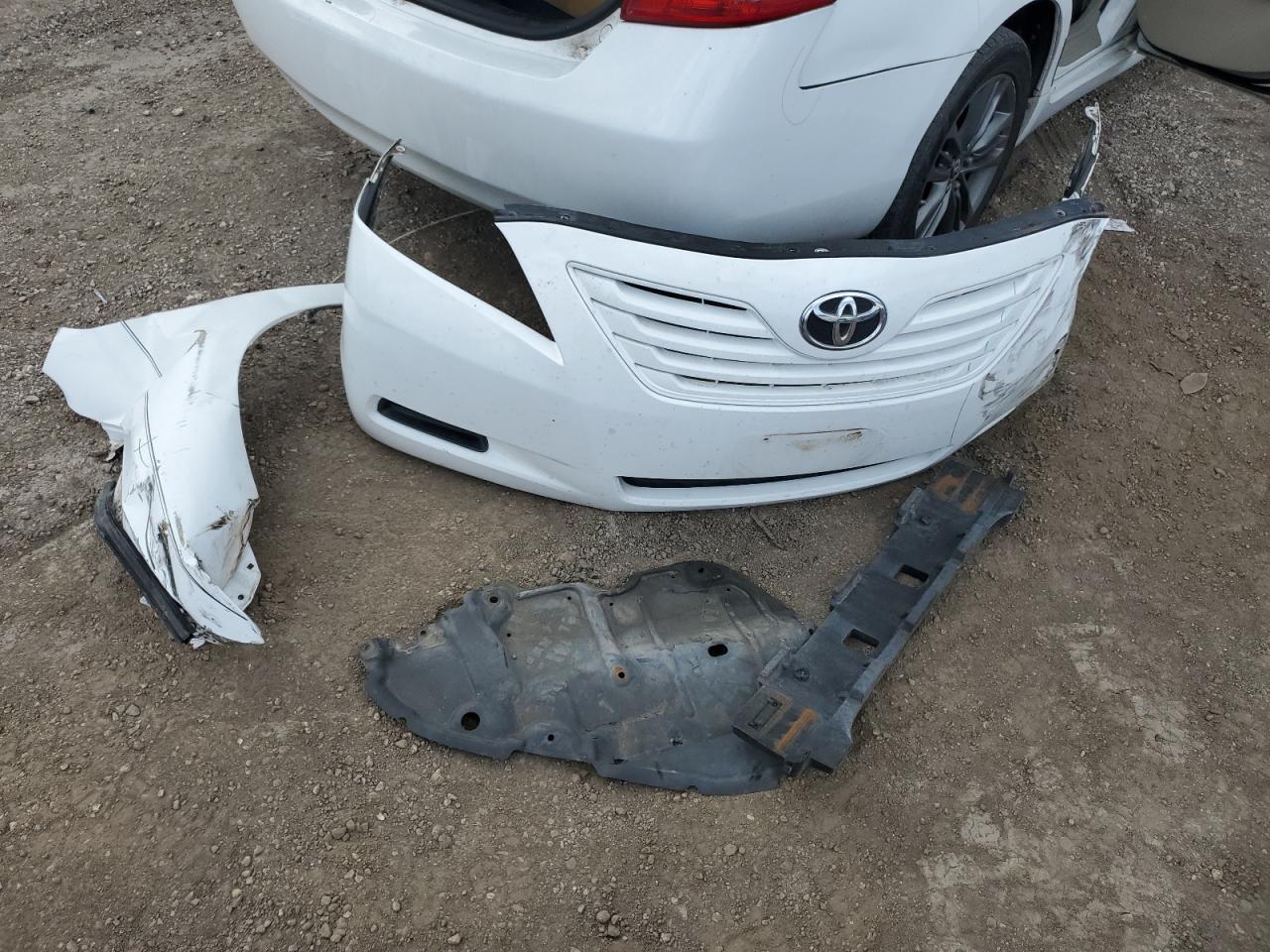 2009 Toyota Camry - Image 12