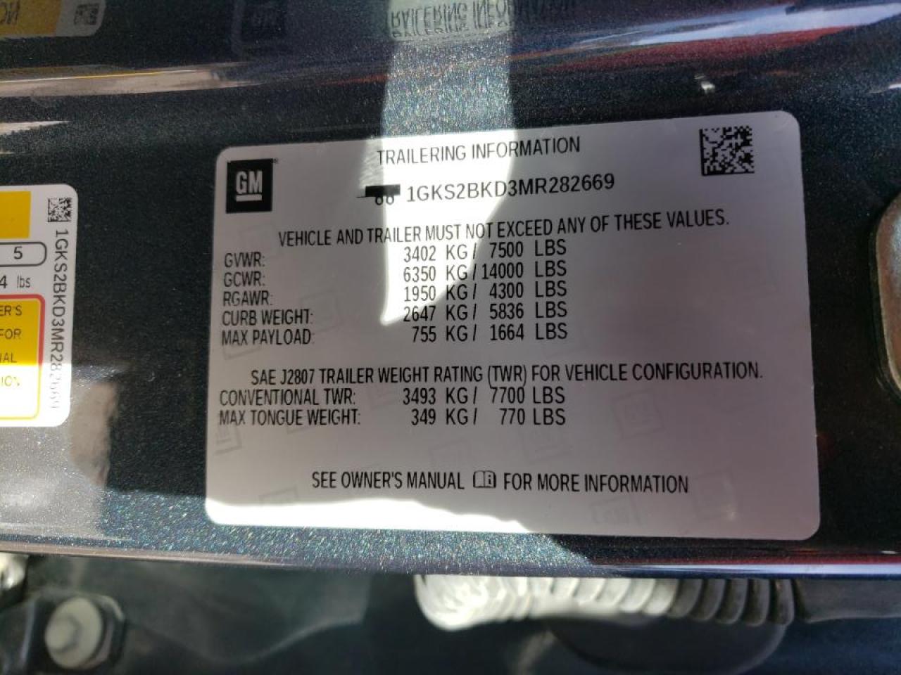2021 GMC Yukon - Image 13