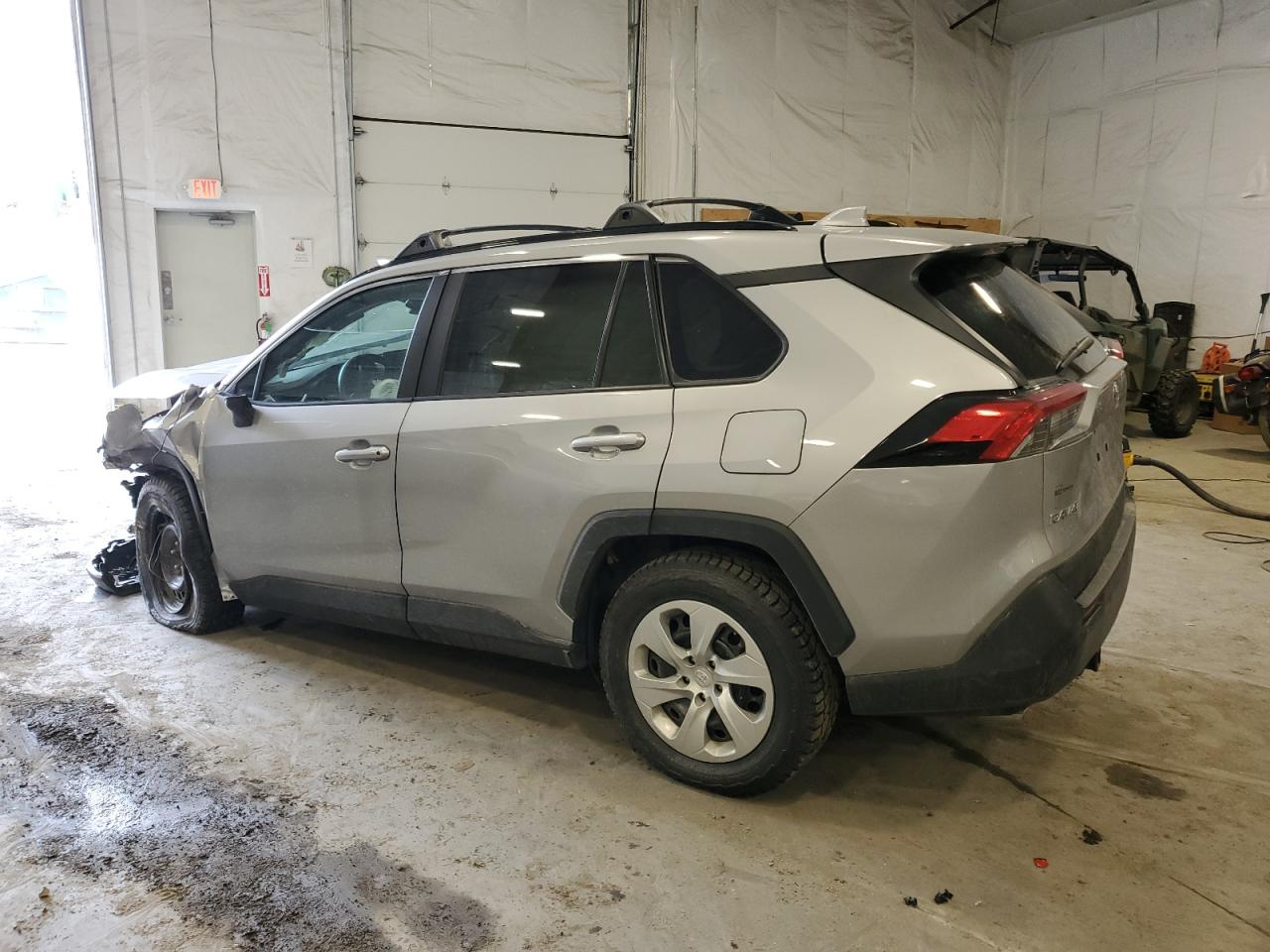 2019 Toyota RAV 4 - Image 2