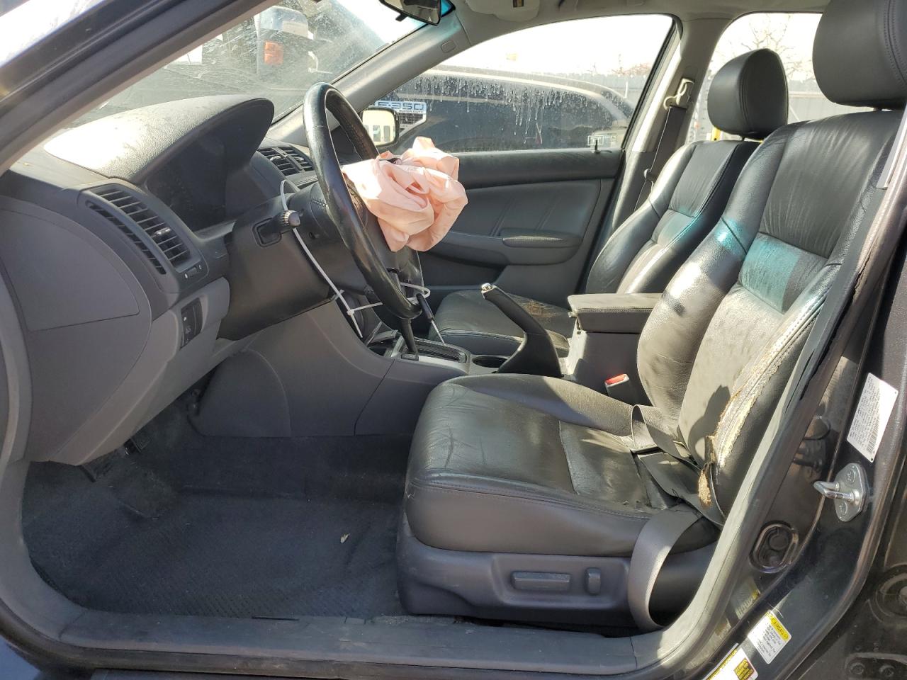 2005 Honda Accord - Image 7