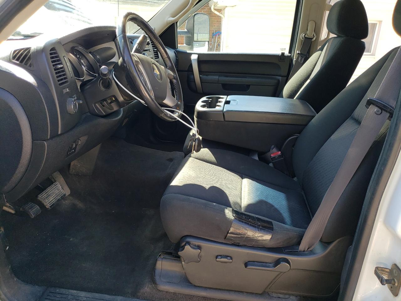 2011 Chevrolet Silverado - Image 7