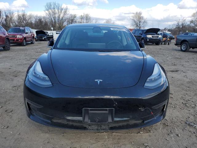  TESLA MODEL 3 2019 Черный
