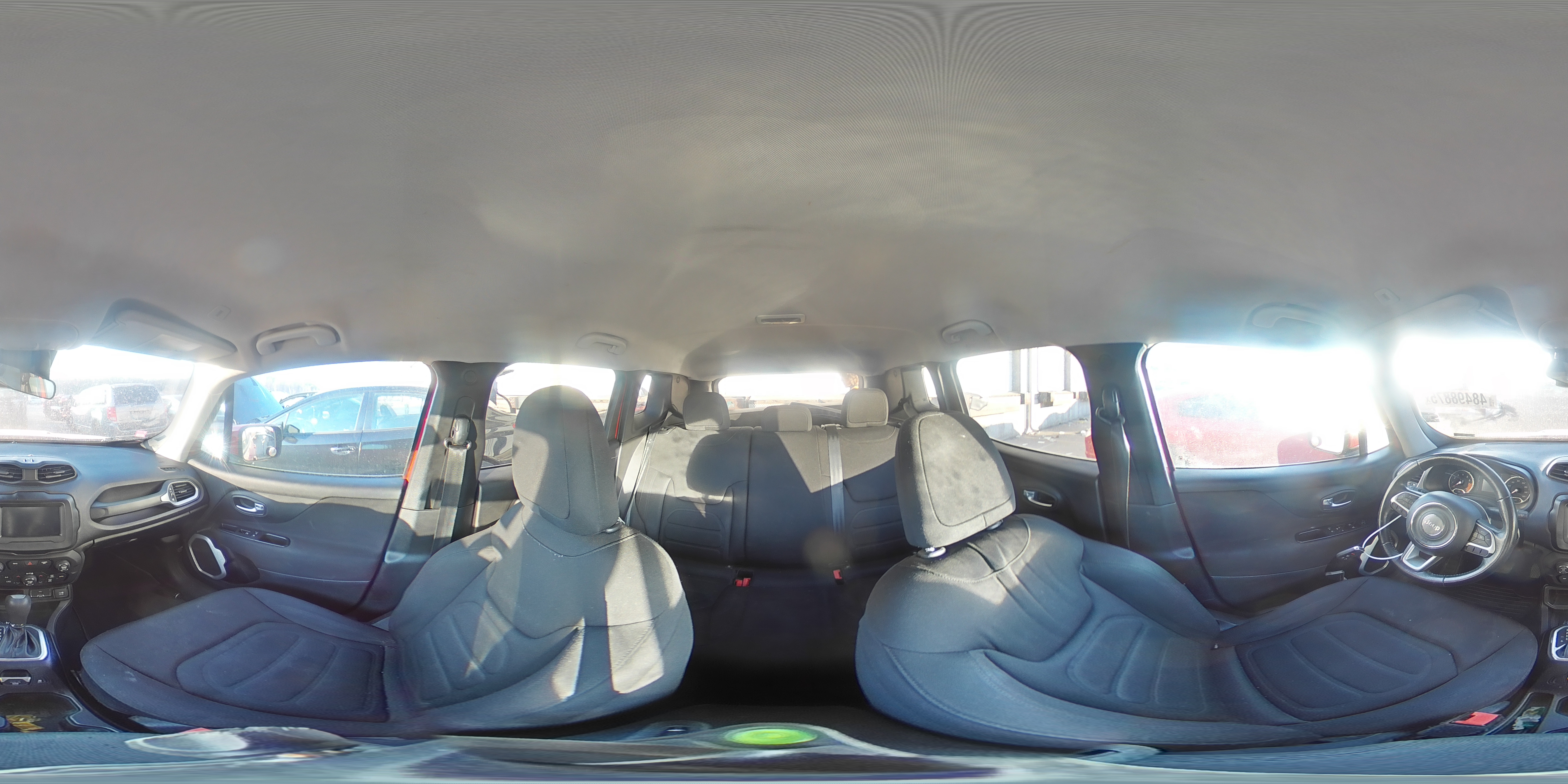 2018 Jeep Renegade - Image 13