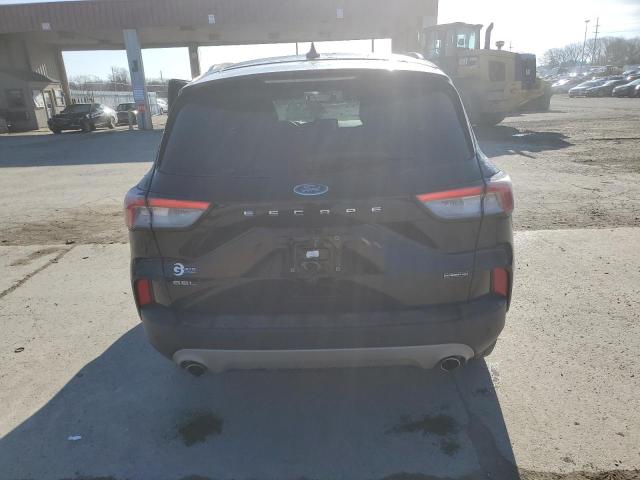 FORD ESCAPE 2021 Черный