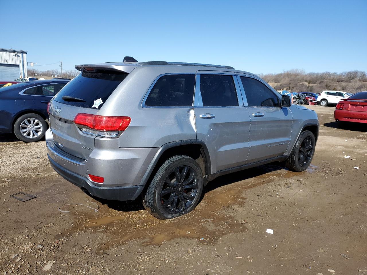 2015 Jeep Grand Cherokee - Image 3