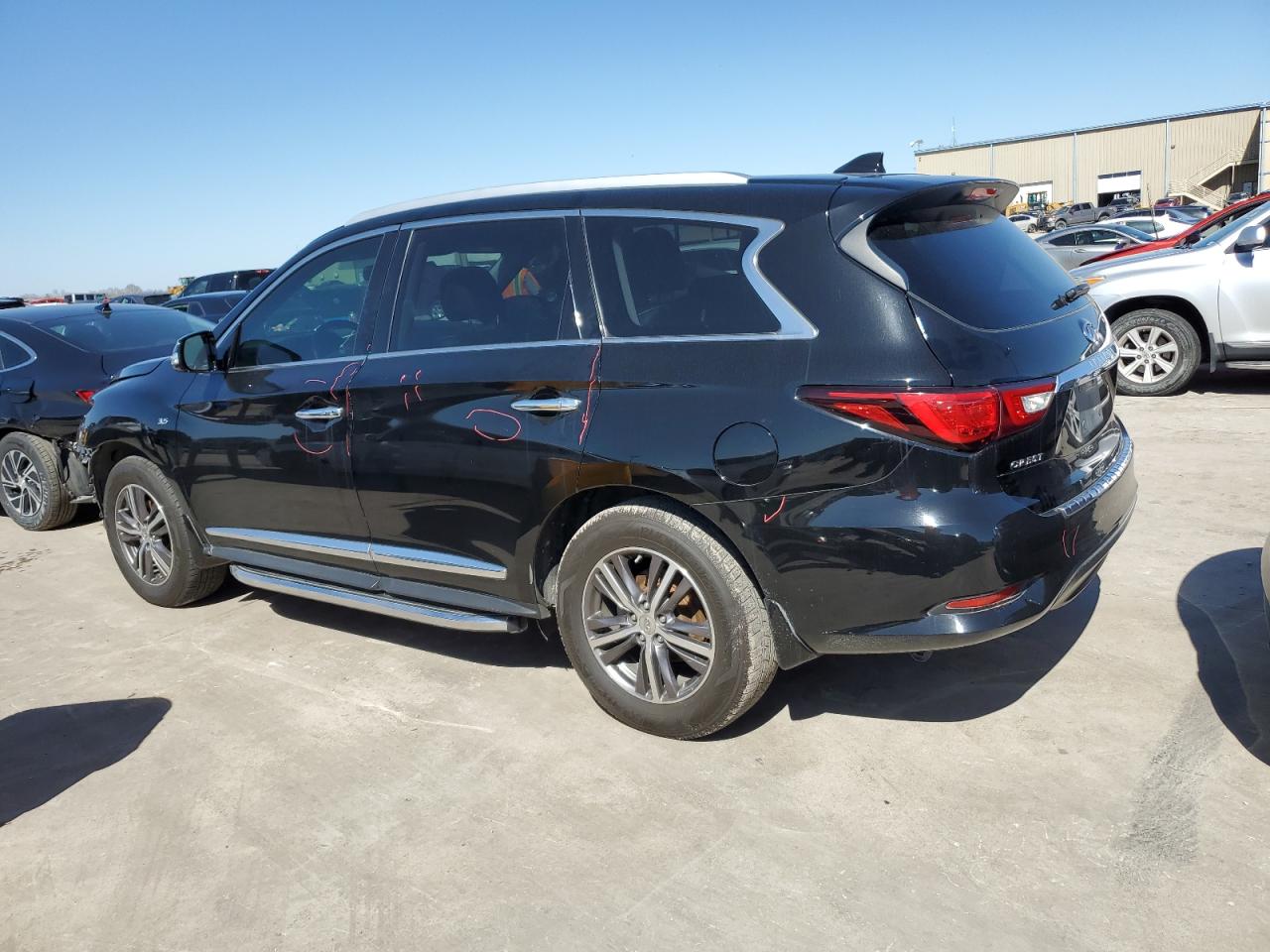 2017 Infiniti QX60 - Image 2