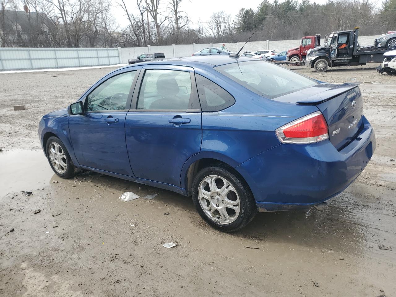 2009 Ford Focus - Image 2