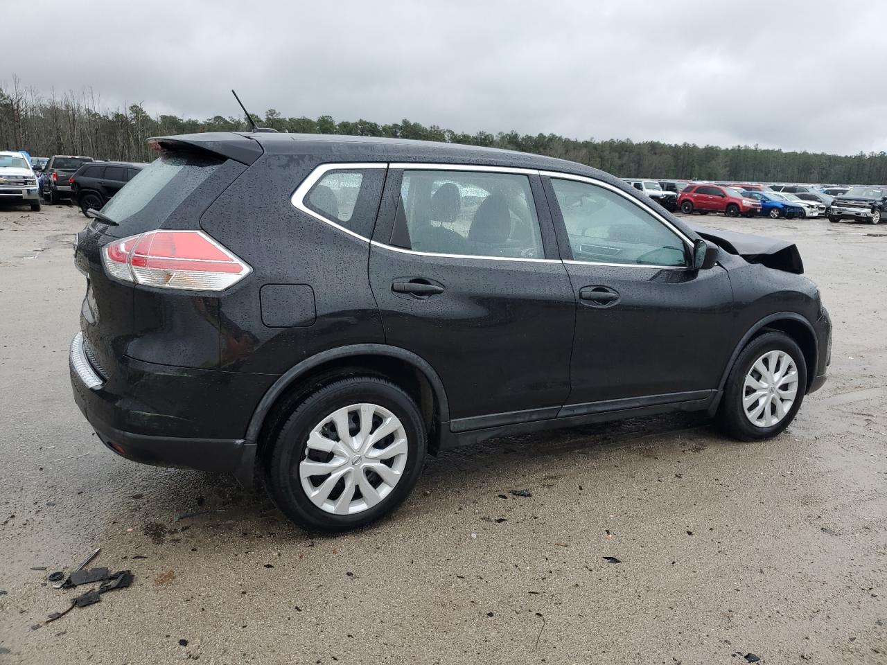 2016 Nissan Rogue - Image 3