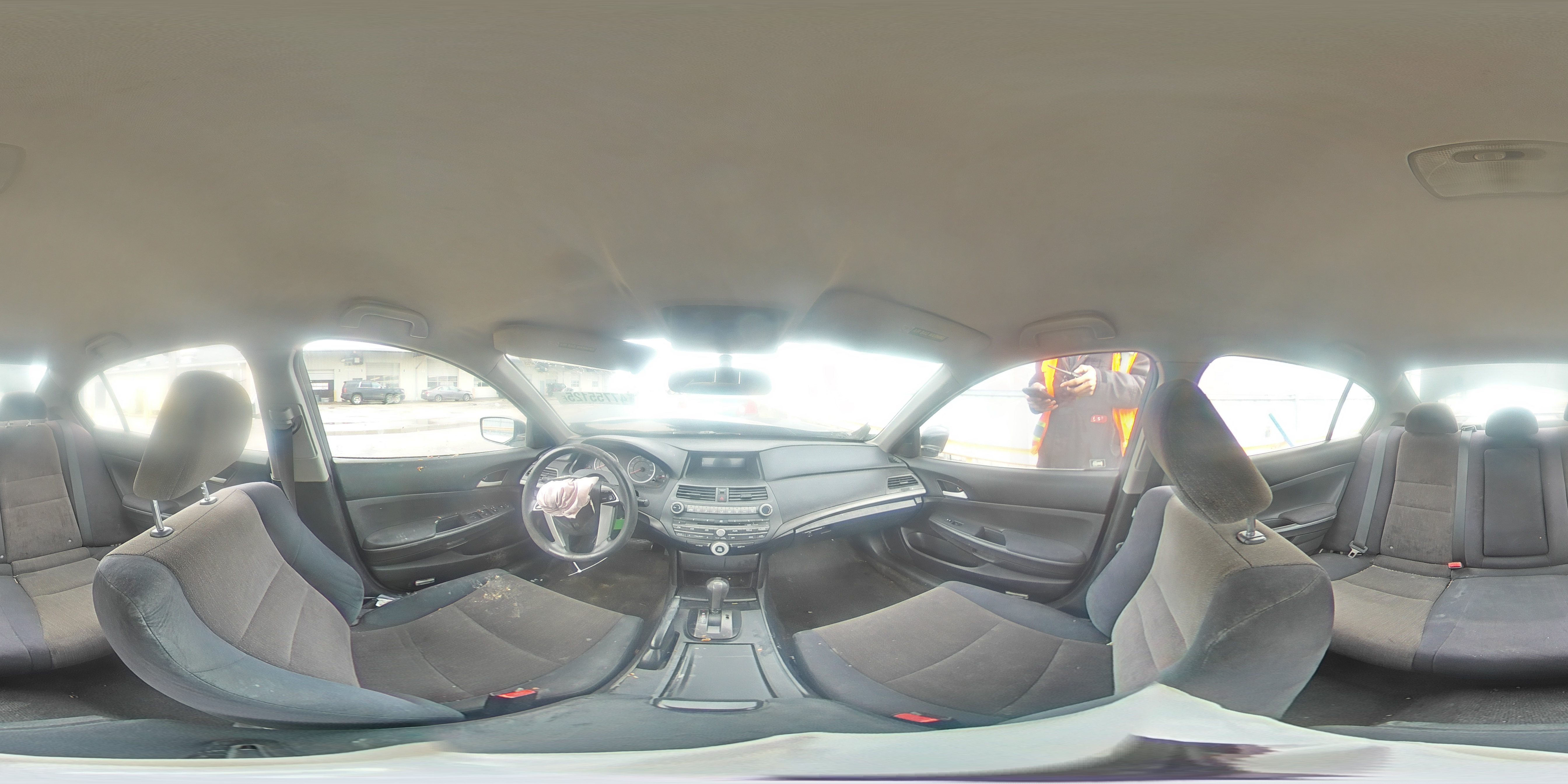 2010 Honda Accord - Image 13
