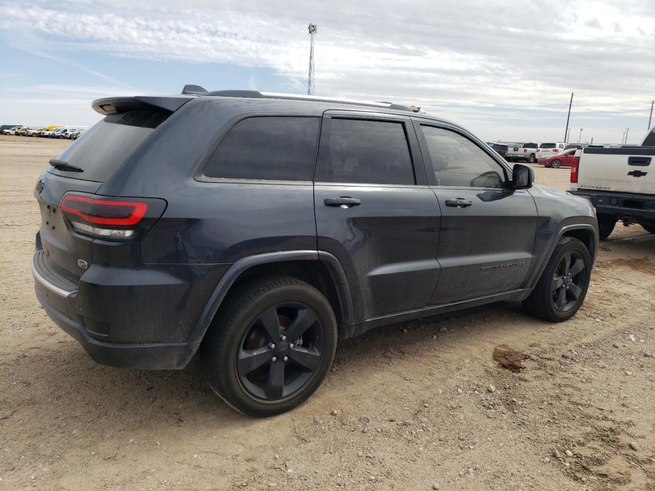 2015 Jeep Grand Cherokee - Image 3