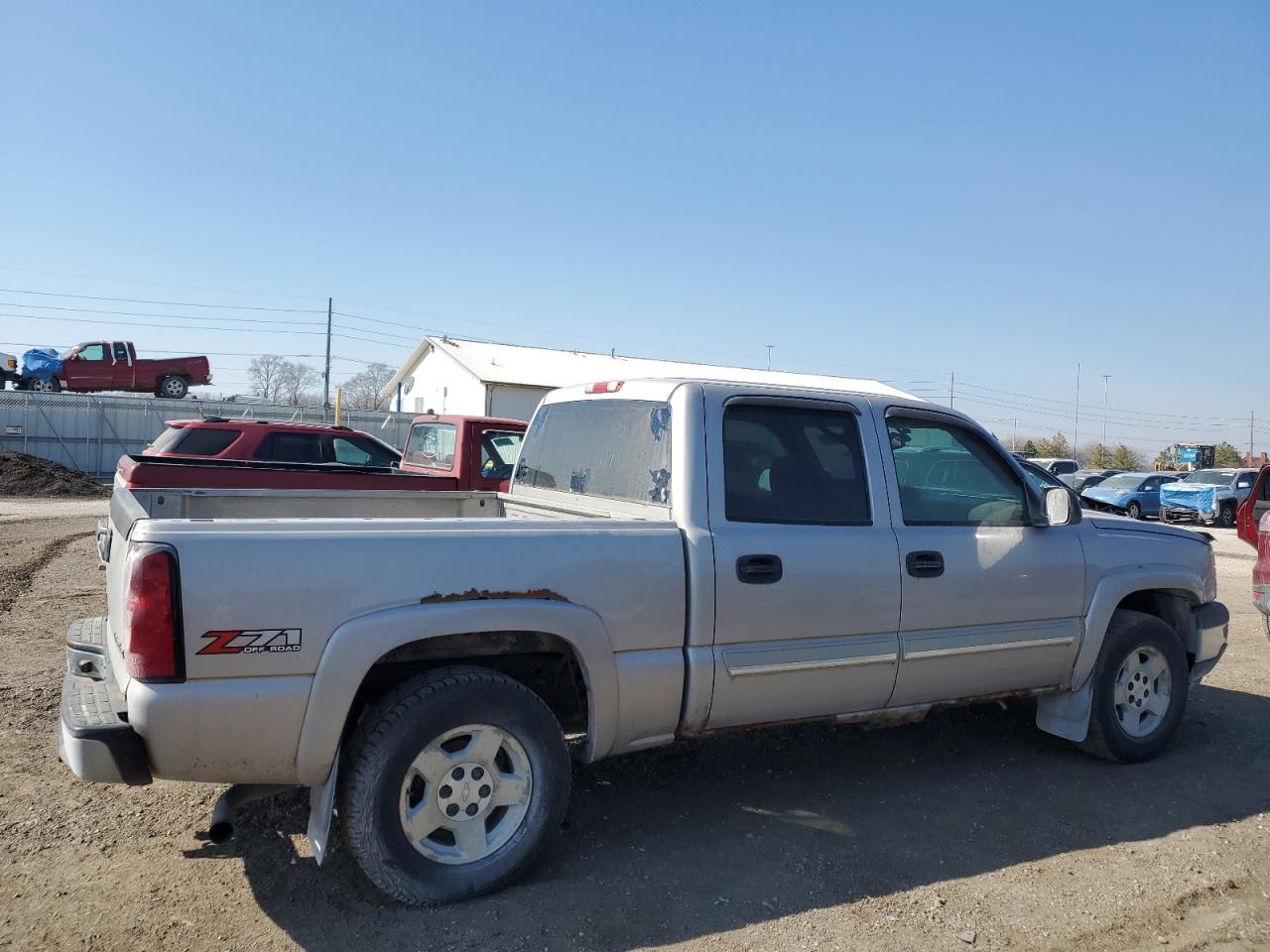 2005 Chevrolet Silverado - Image 3