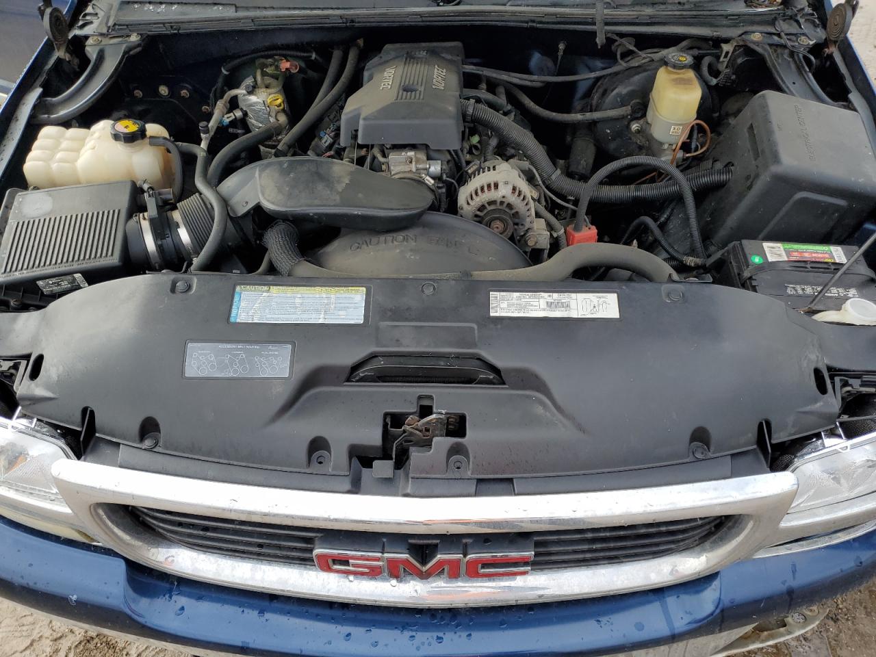 2000 GMC Sierra - Image 12