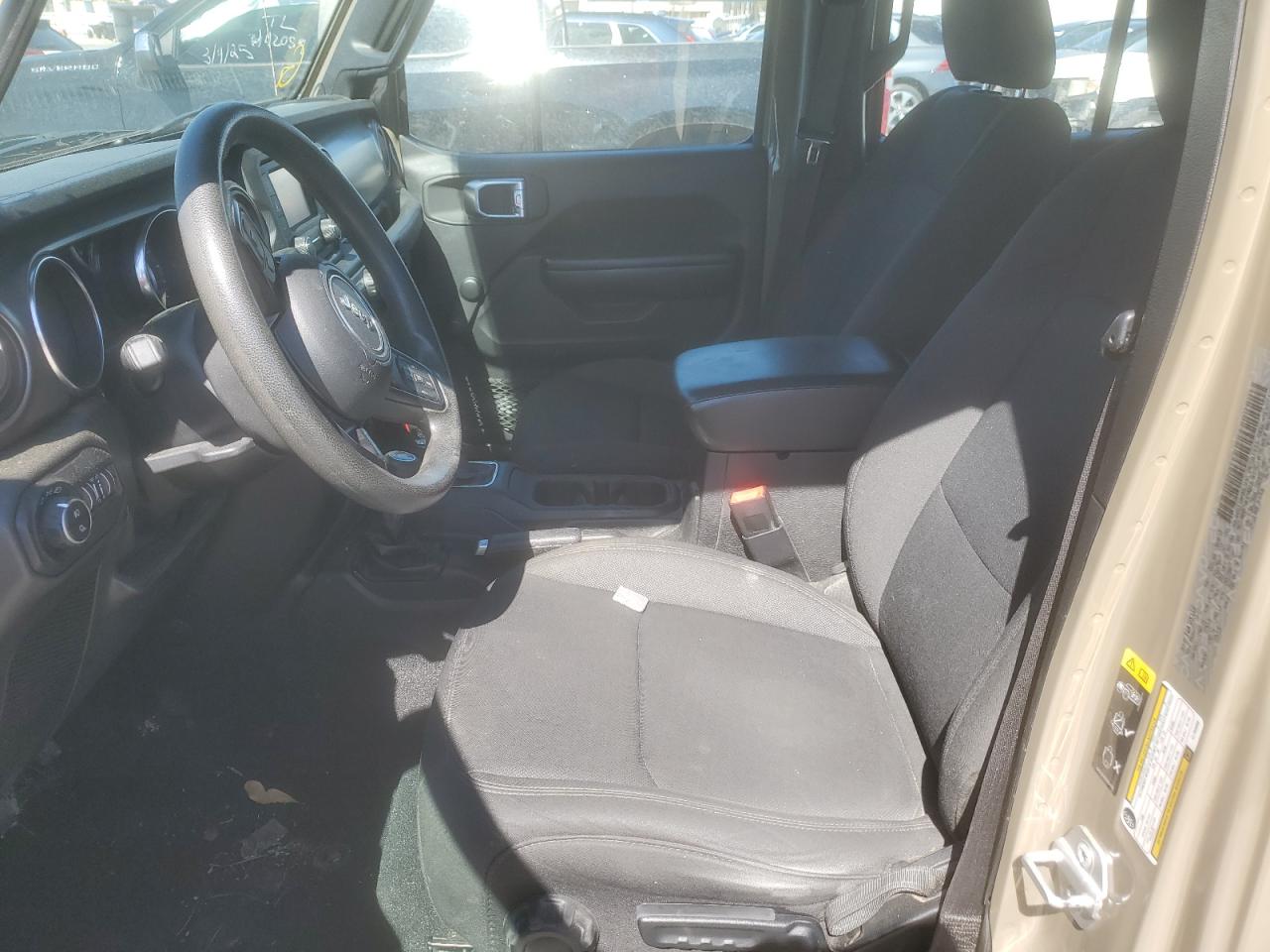 2020 Jeep Gladiator - Image 7