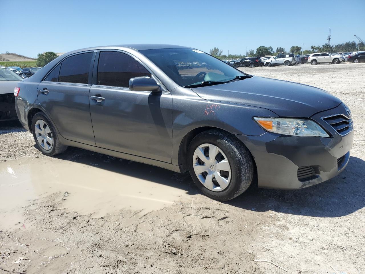2011 Toyota Camry - Image 4