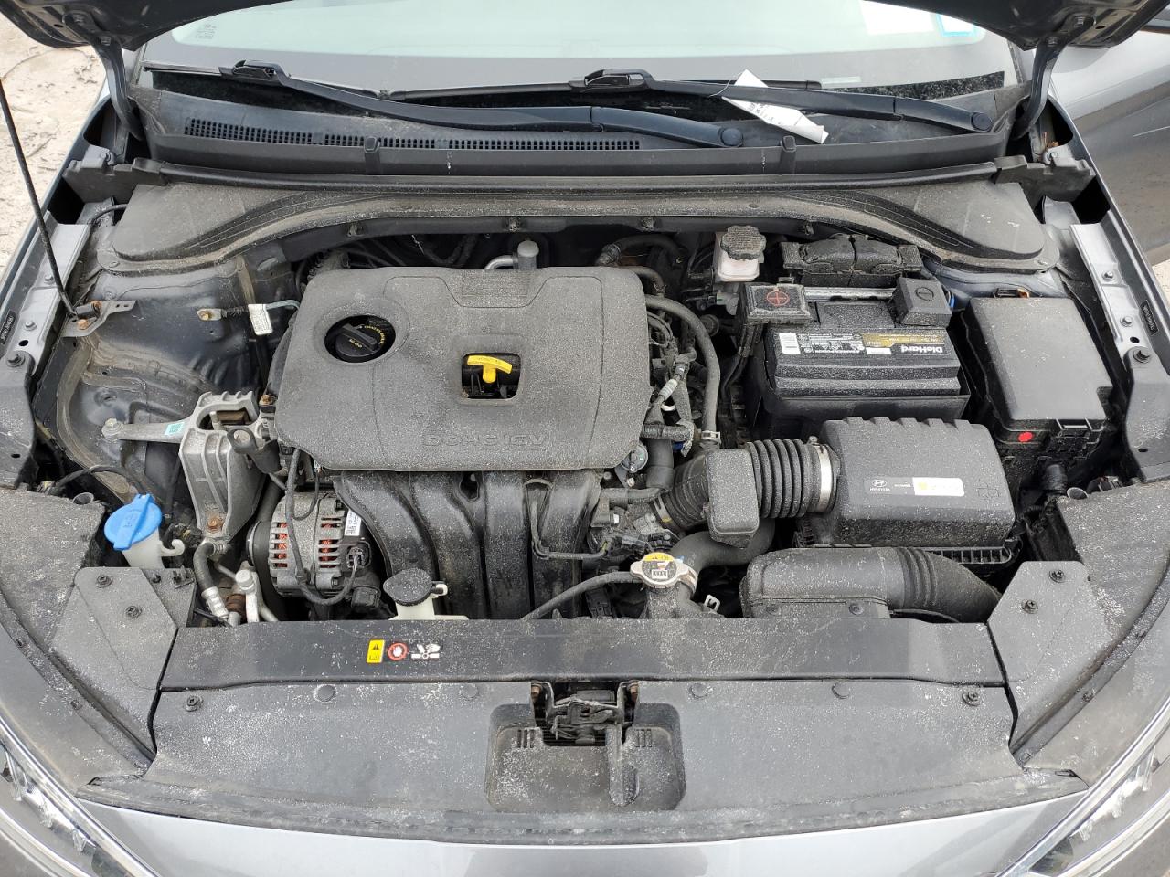 2019 Hyundai Elantra - Image 11