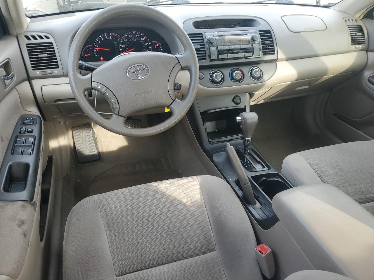 2005 Toyota Camry - Image 8