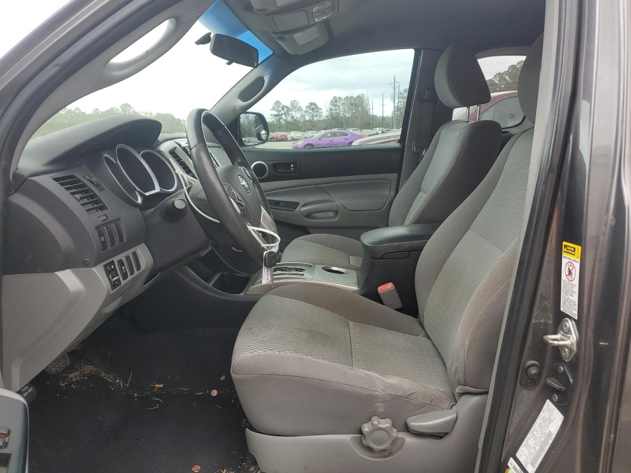 2014 Toyota Tacoma - Image 7
