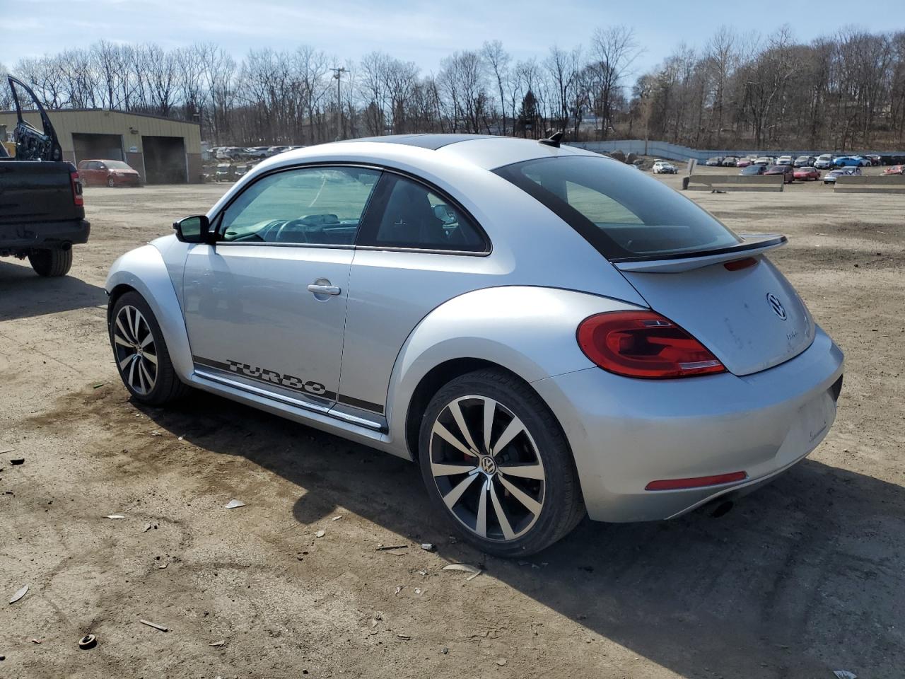 2012 Volkswagen Beetle - Image 2