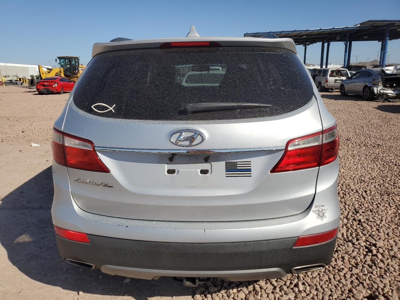 2014 Hyundai Santa Fe - Image 6