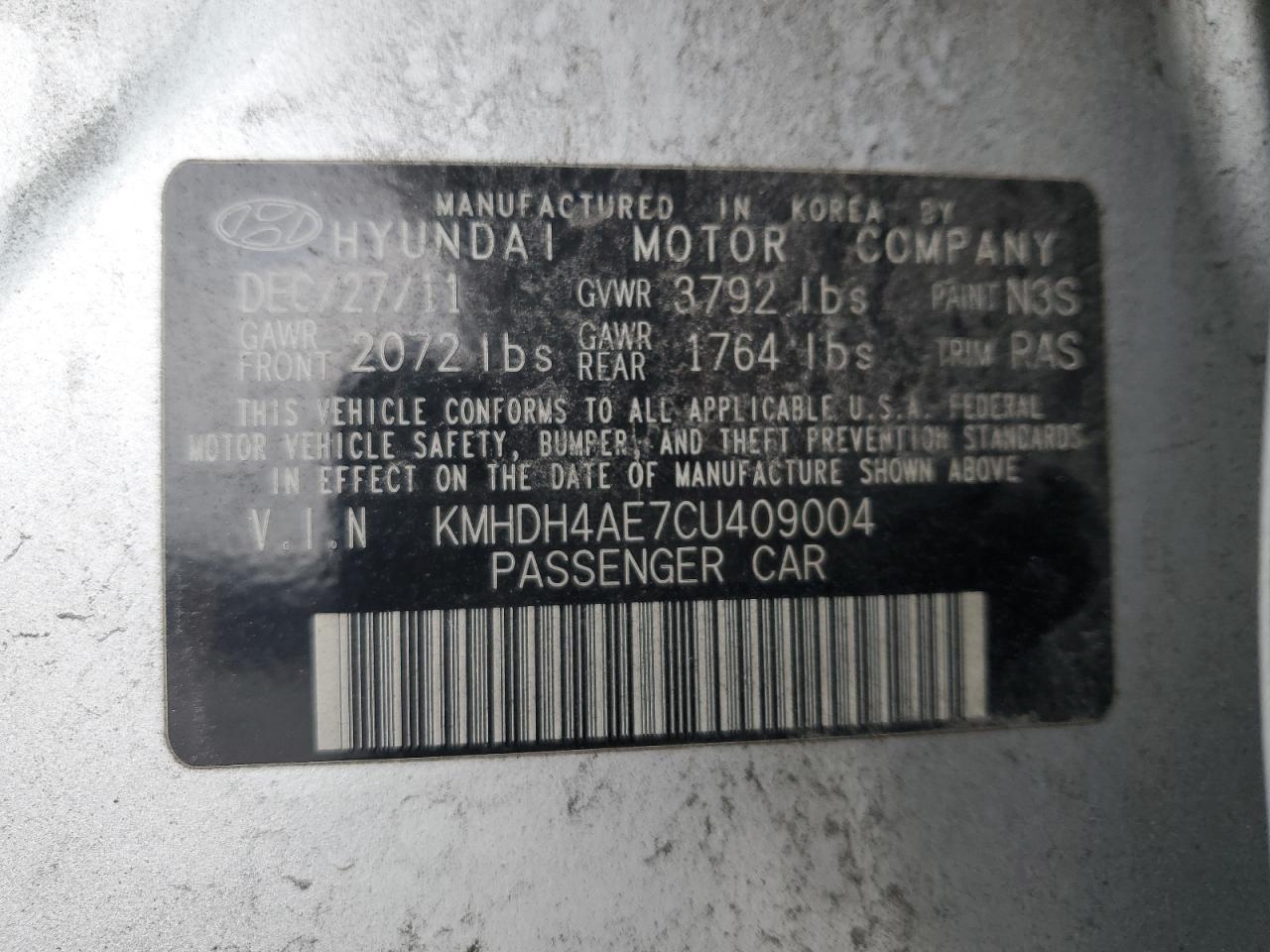 2012 Hyundai Elantra - Image 12