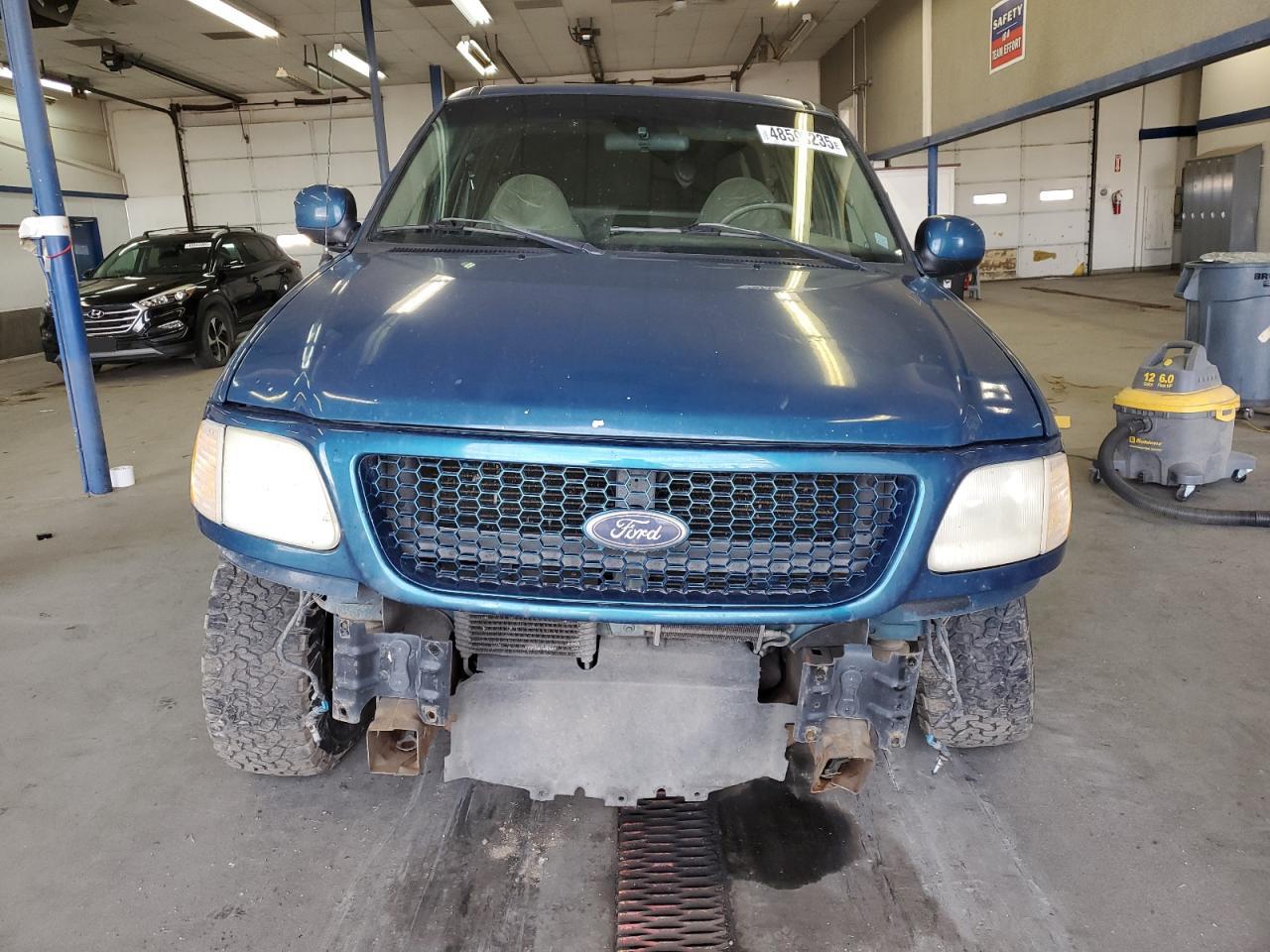 2001 Ford F-150 - Image 5