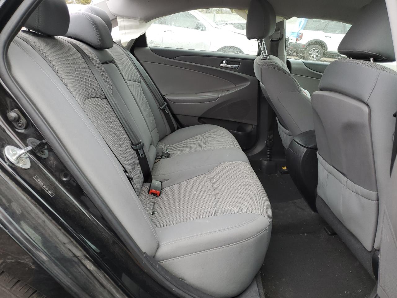 2014 Hyundai Sonata - Image 10