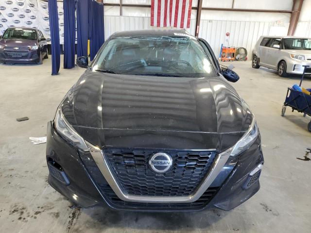  NISSAN ALTIMA 2019 Czarny