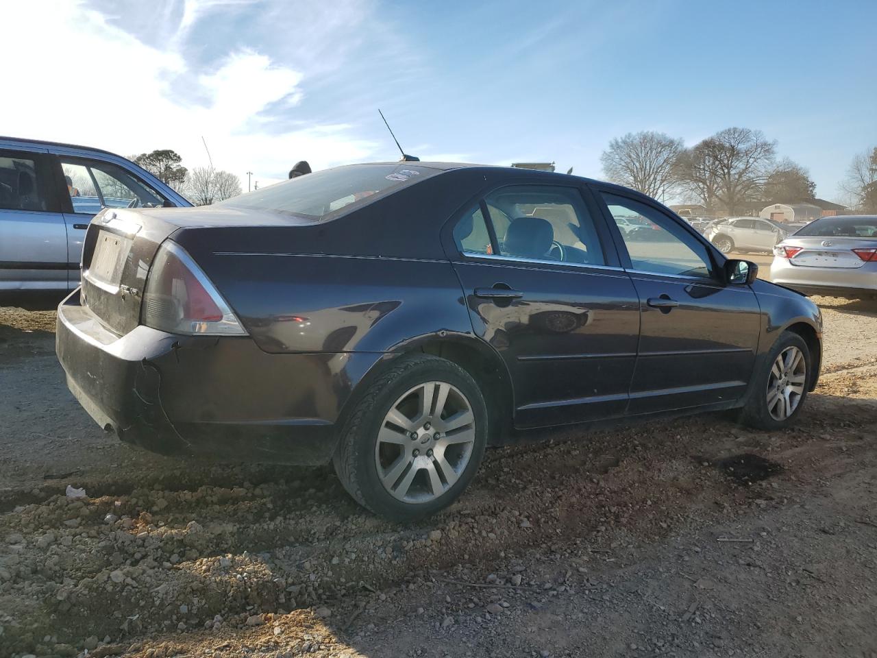2007 Ford Fusion - Image 3