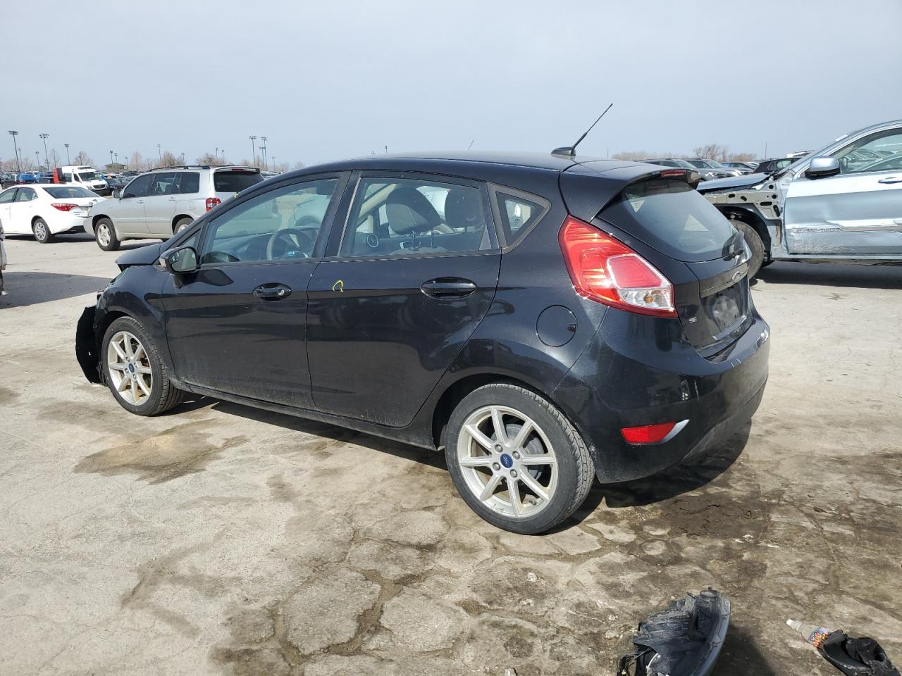 2015 Ford Fiesta - Image 2