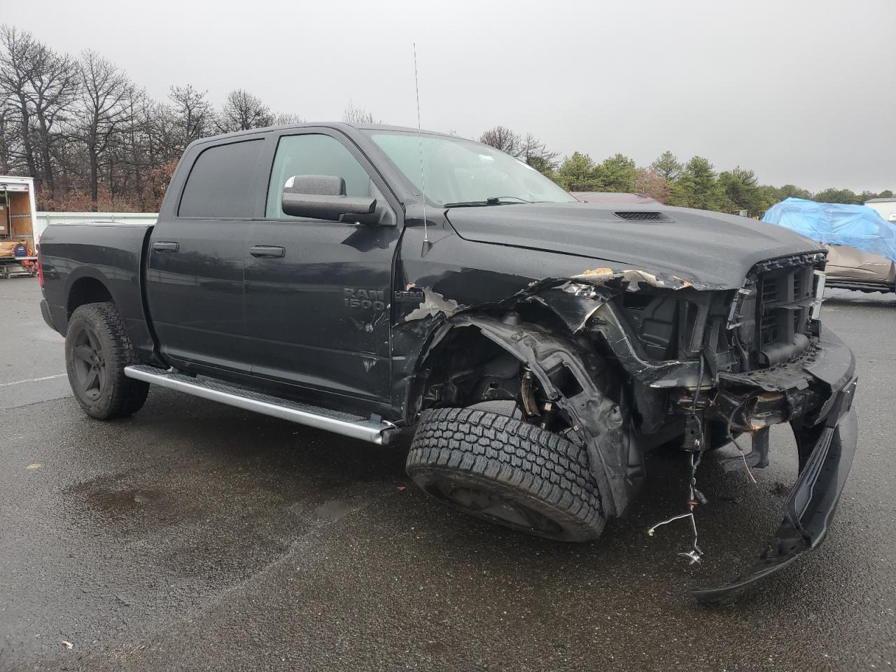 2016 RAM 1500 - Image 4