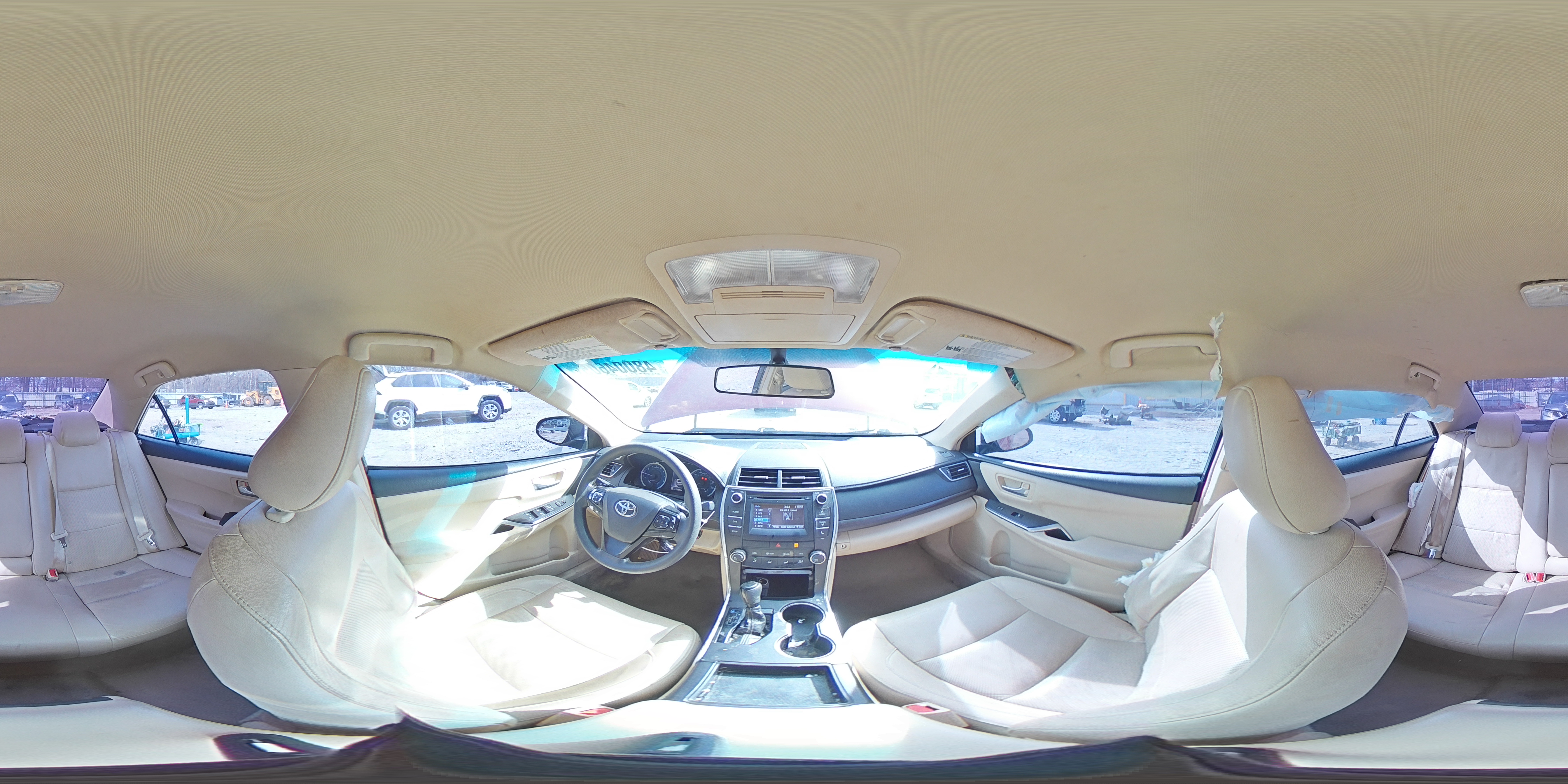 2016 Toyota Camry - Image 14