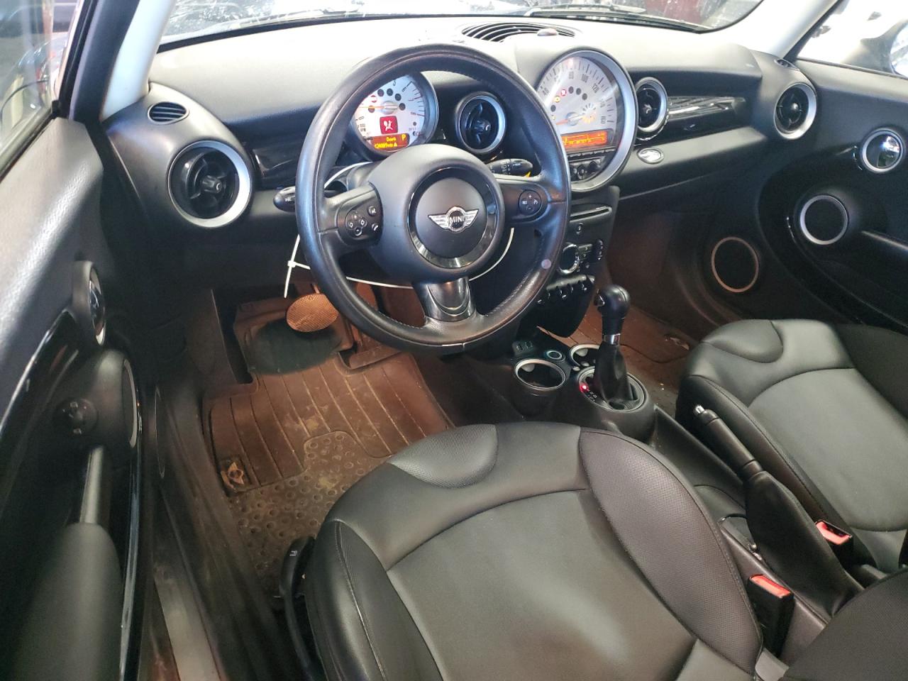2013 Mini Cooper VIN: WMWSU3C58DT549677 Lot: 49771865