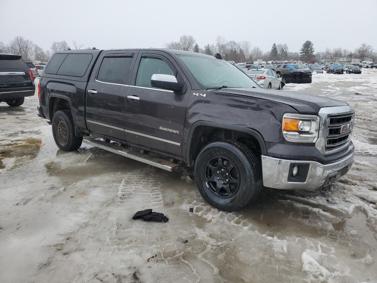 2015 GMC Sierra - Image 4