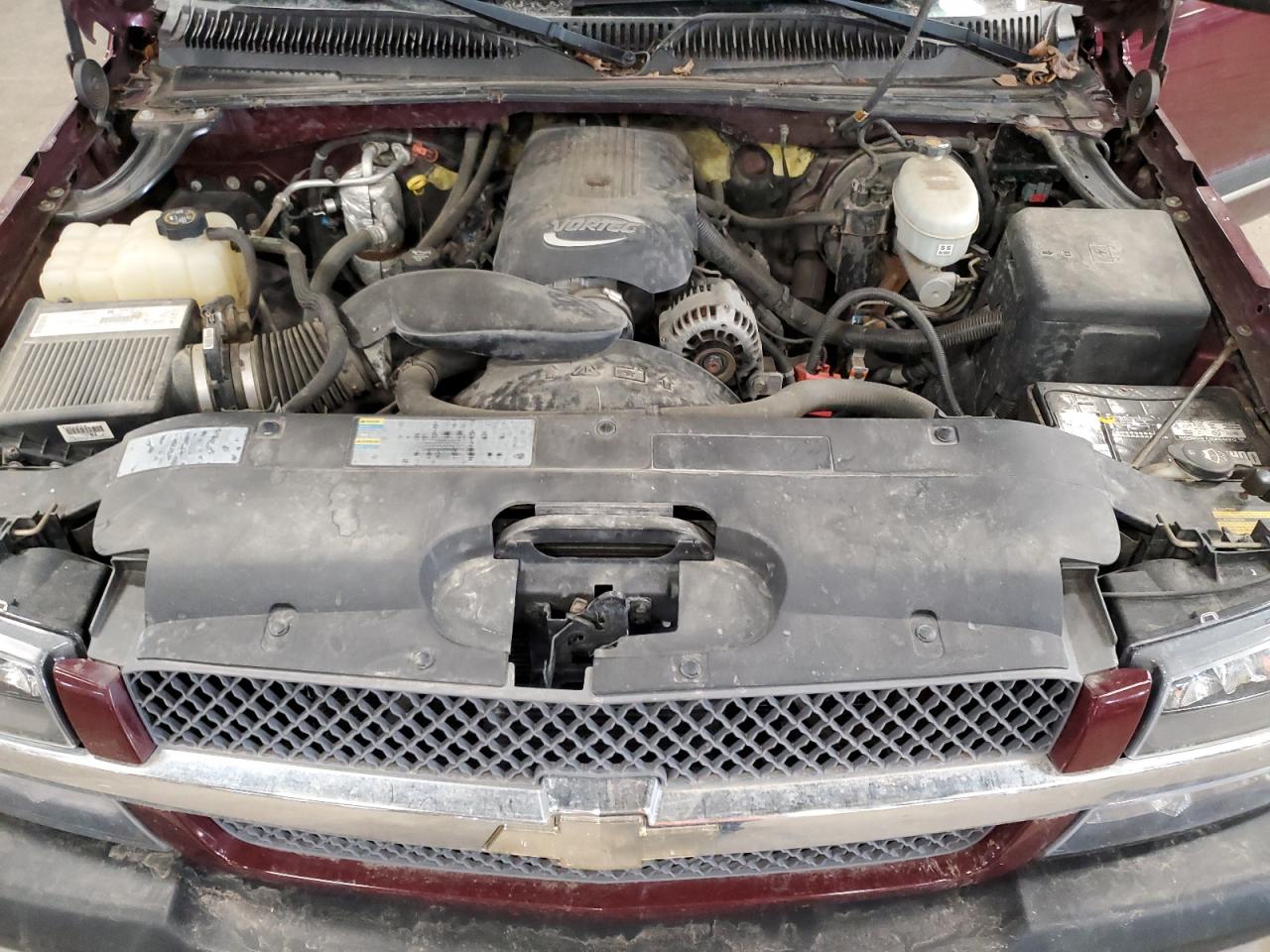 2003 Chevrolet Silverado - Image 11