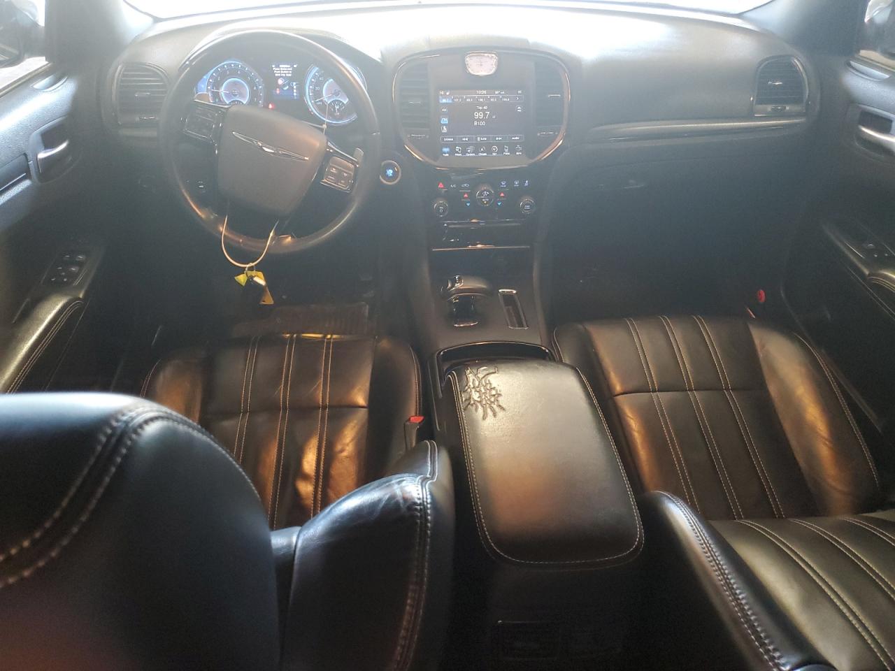 2012 Chrysler 300 - Image 8