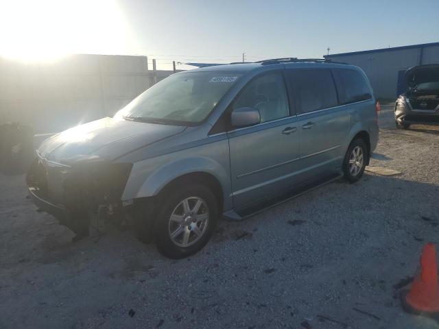 2009 Chrysler Town & Country Touring