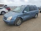 2006 Kia Sedona Ex للبيع في Kansas City، KS - Front End