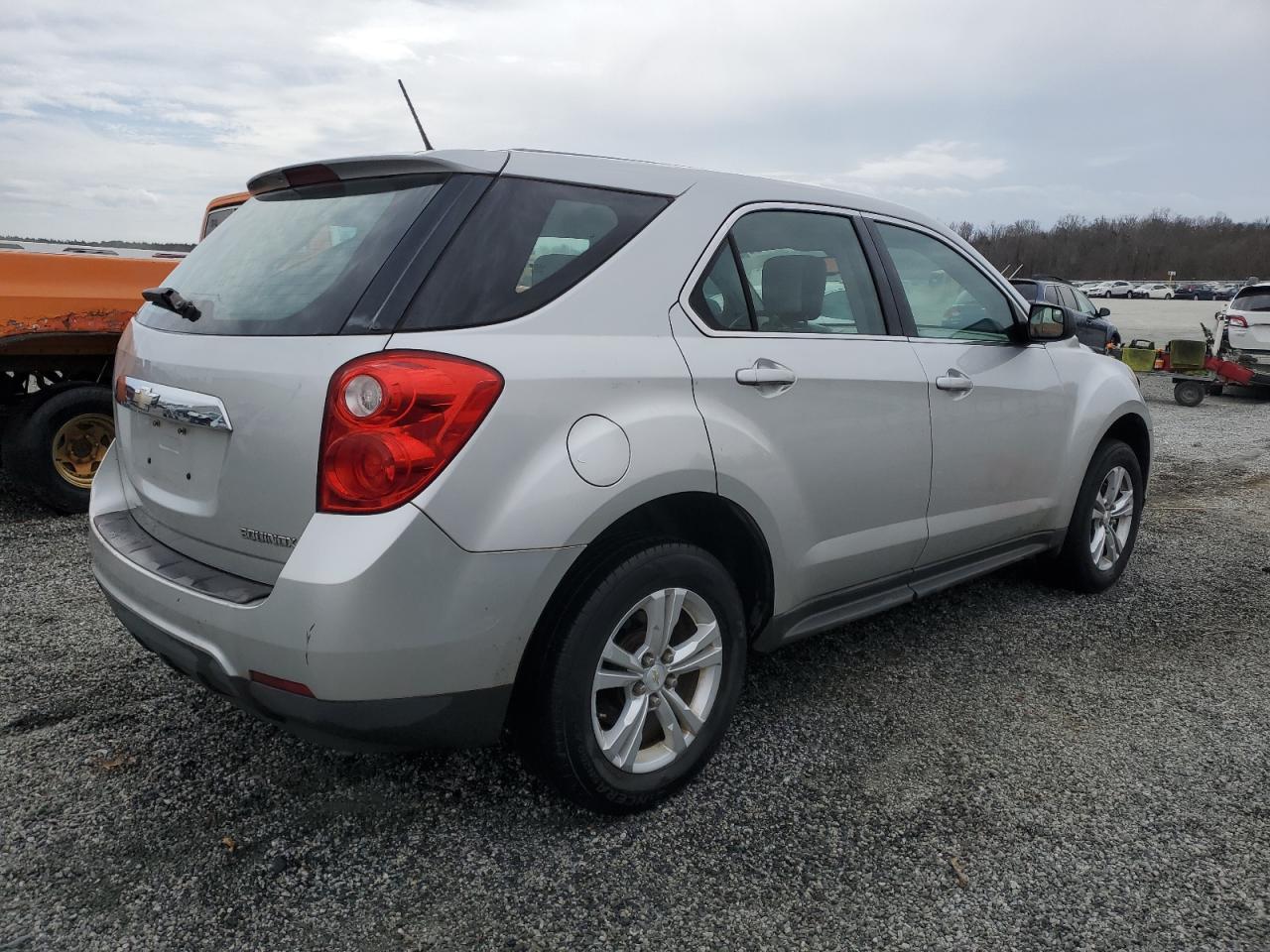 2013 Chevrolet Equinox - Image 3