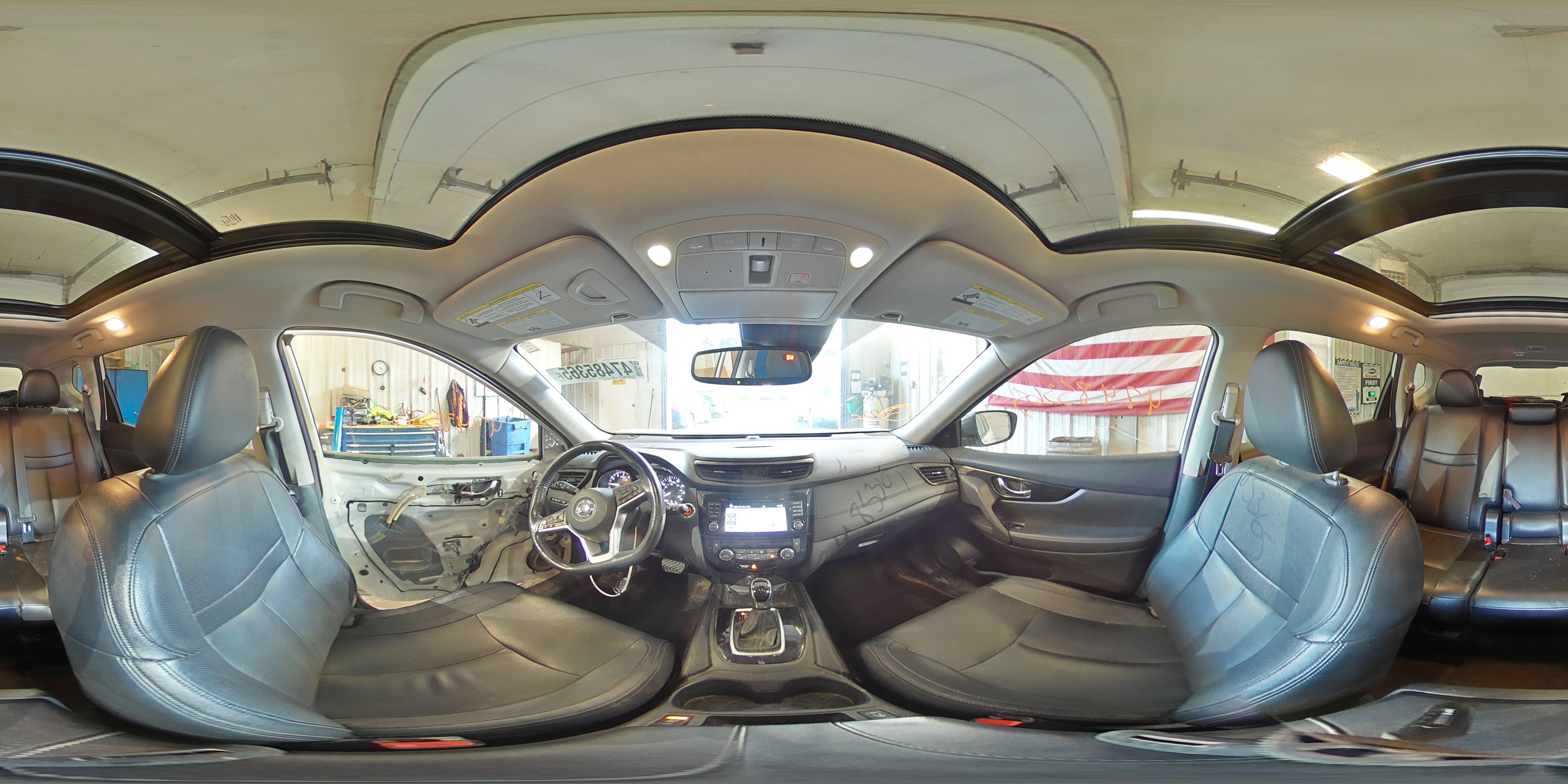 2017 Nissan Rogue - Image 14