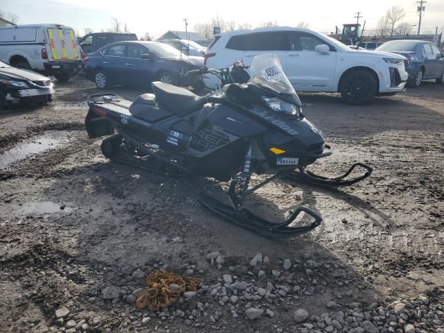 2017 Skidoo Snowmobile