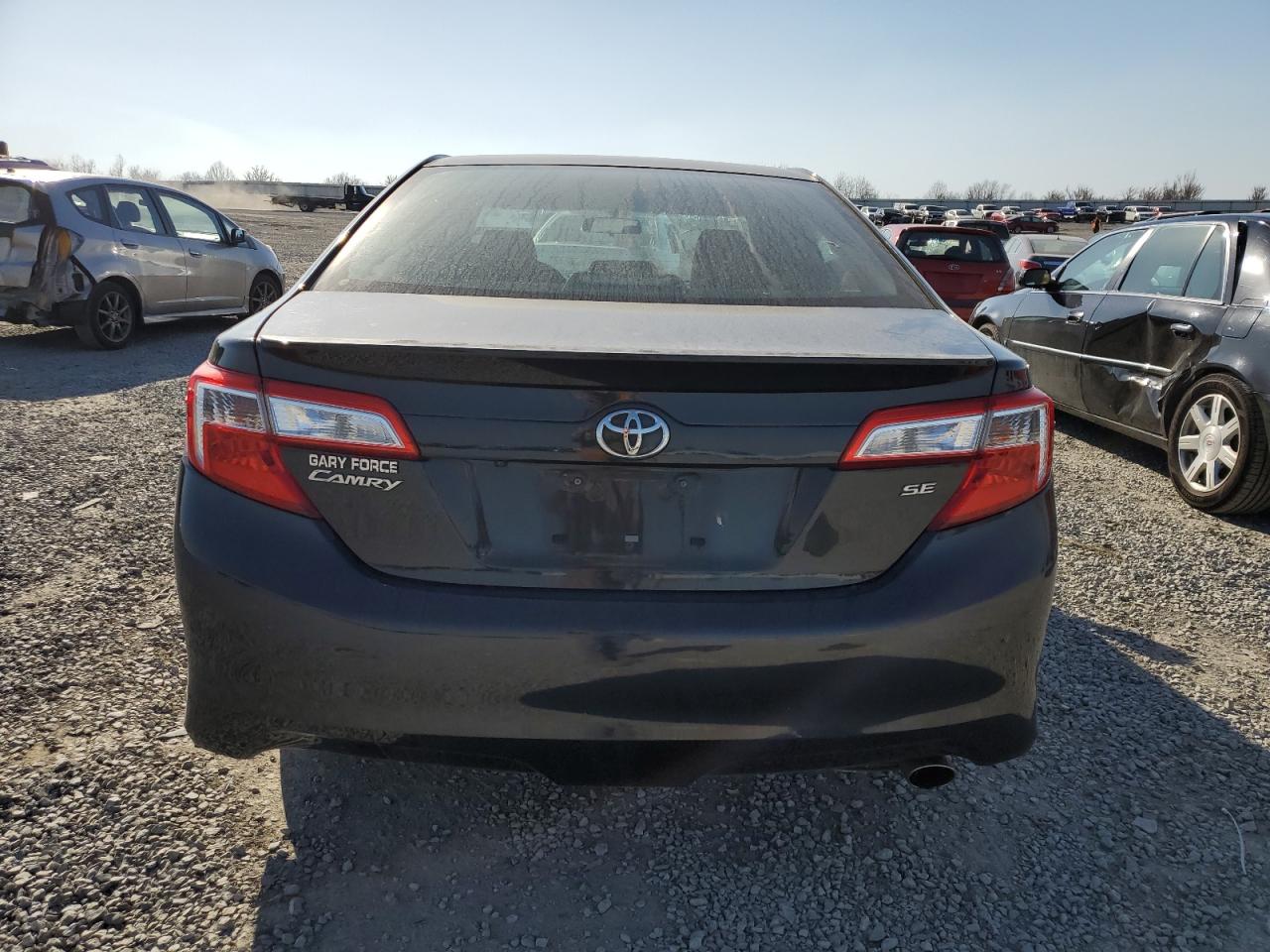 2014 Toyota Camry - Image 6