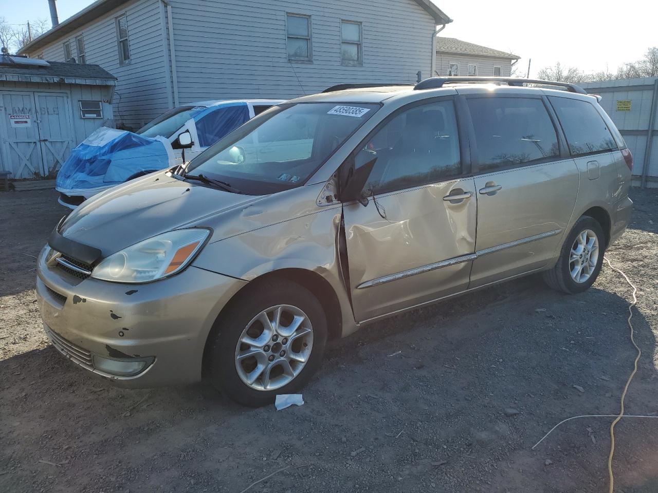 2005 Toyota Sienna - Image 1