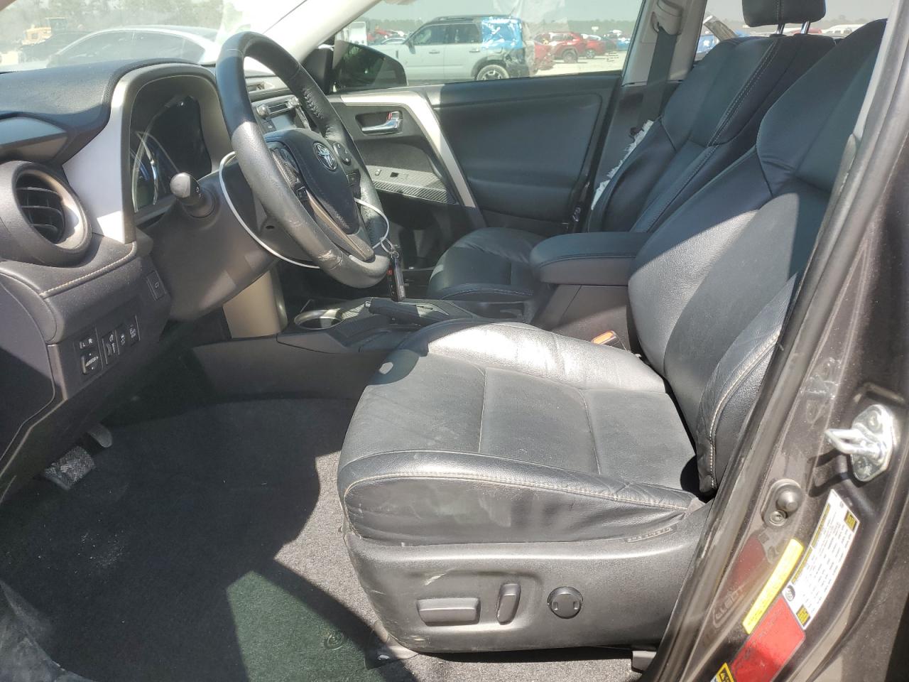 2015 Toyota RAV 4 - Image 7