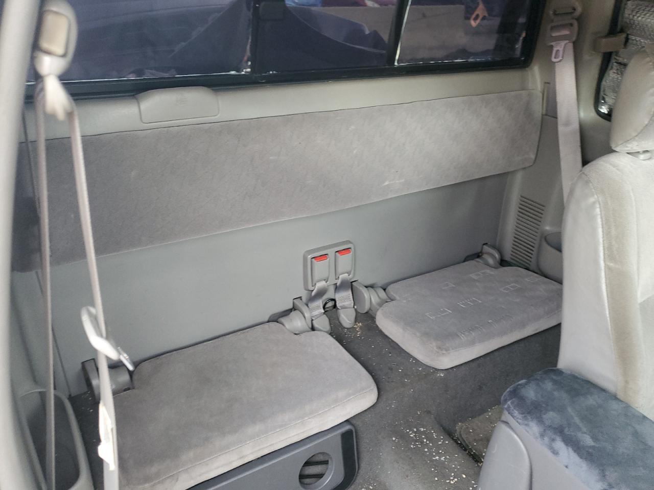 2002 Toyota Tacoma - Image 10