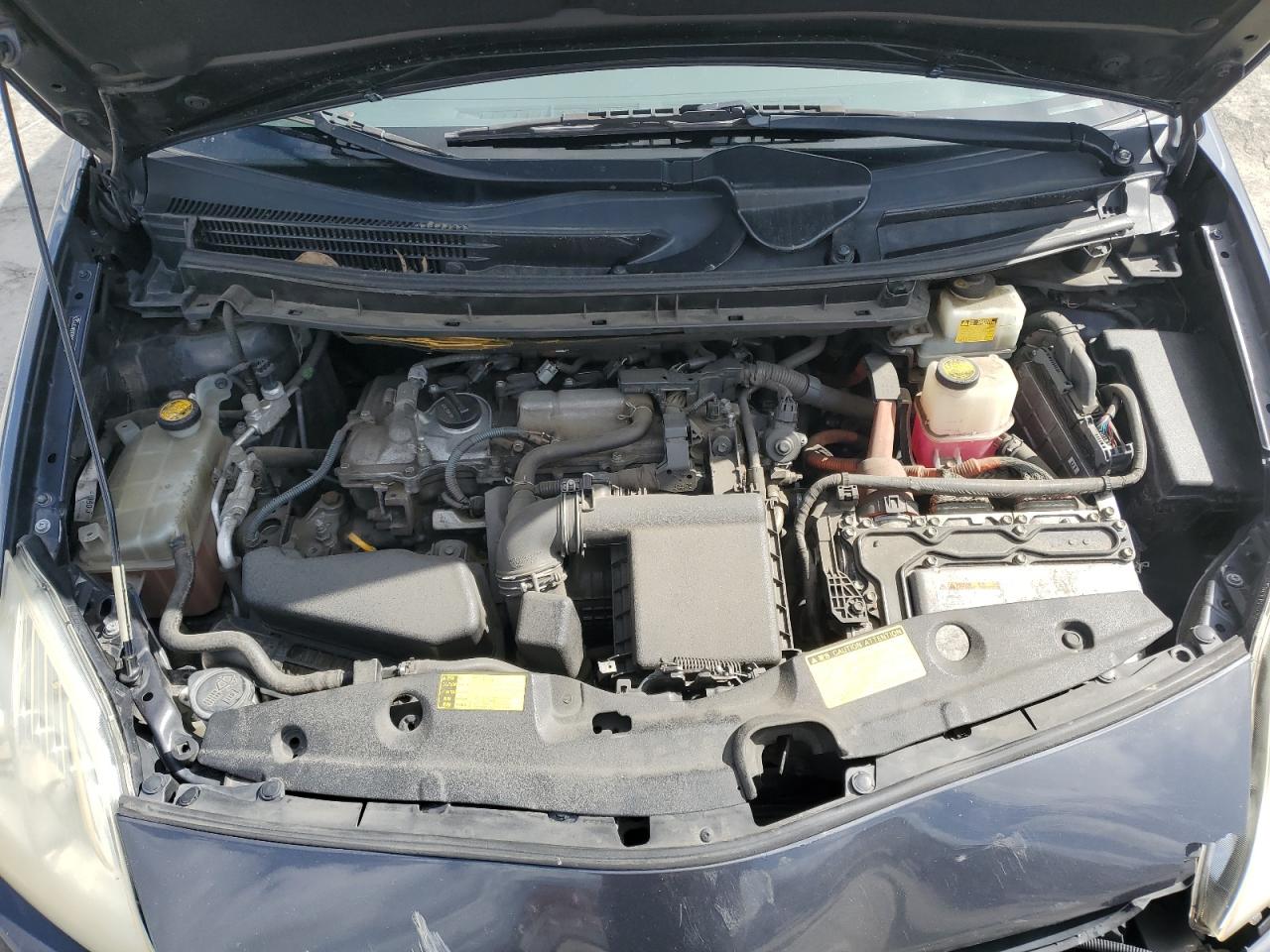 2010 Toyota Prius - Image 13