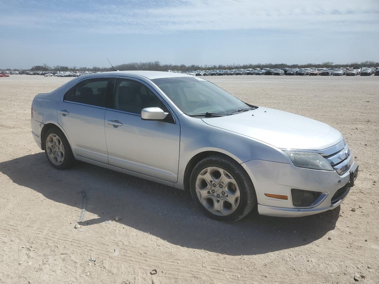 2010 Ford Fusion - Image 4