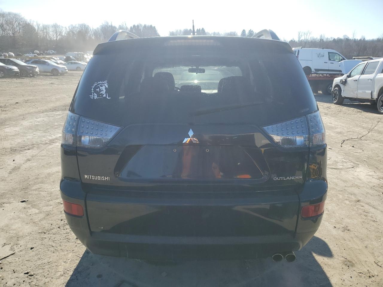 2007 Mitsubishi Outlander - Image 6