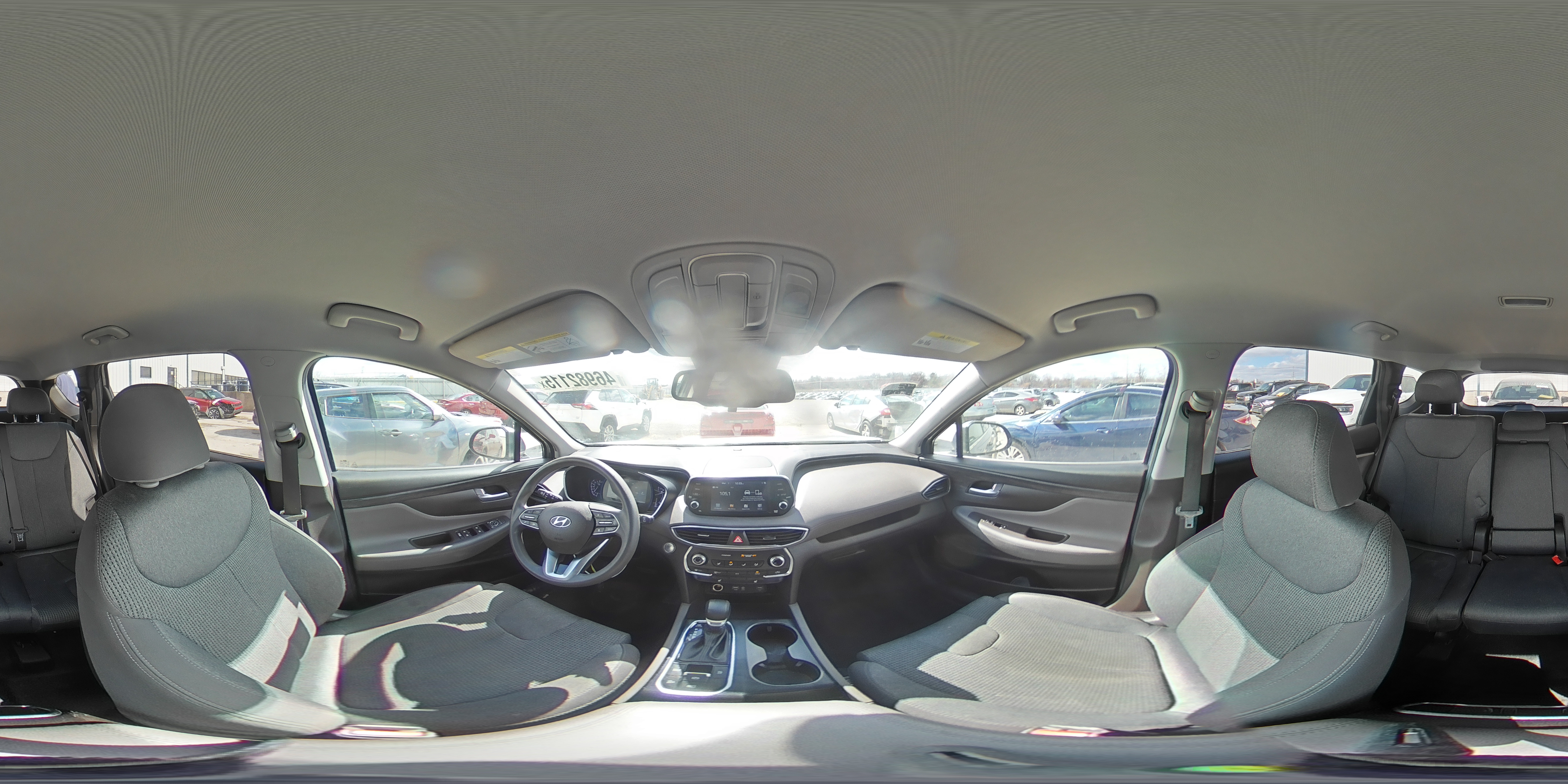 2019 Hyundai Santa Fe - Image 16