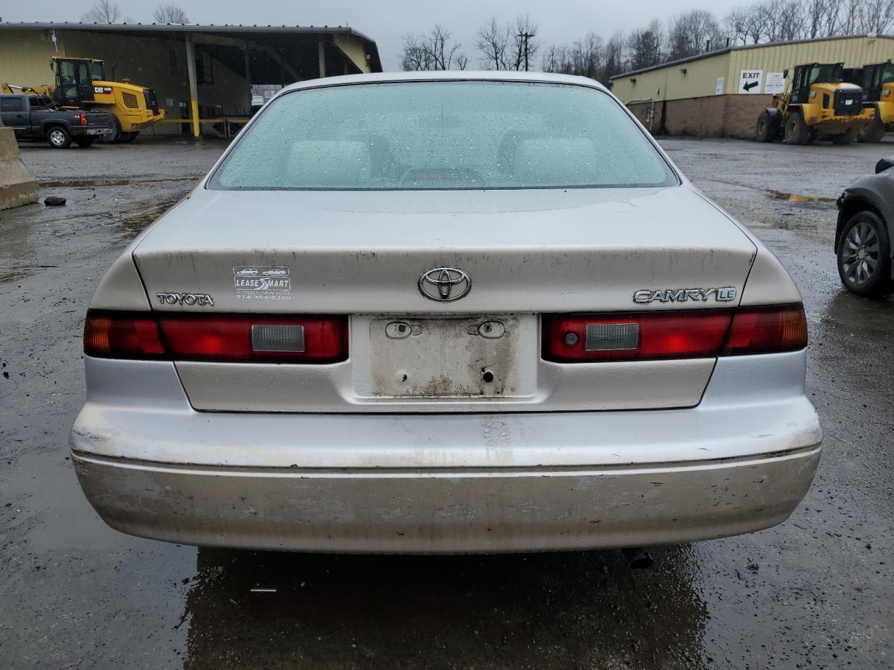 1999 Toyota Camry - Image 6